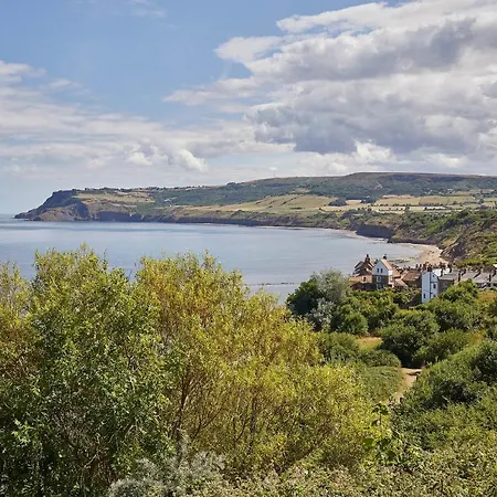 Сasa de vacaciones Host & - Raven House Robin Hood's Bay